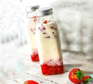 Strawberry Lassi