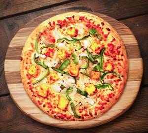 Kadhai paneer pizza [ 7 inches] with pepsi [ 750ml]