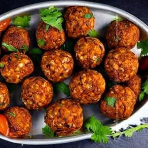 Veg Balls In Hot Garlic Sauce Dry