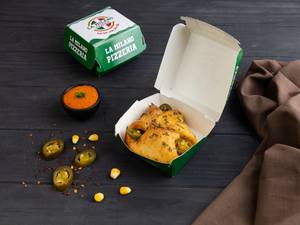 Makhani Pizza Pocket