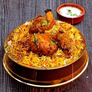 Zaitoon special chicken dum biryani