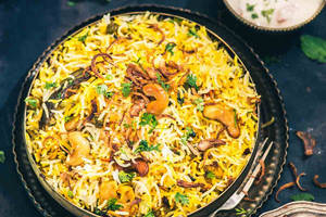 Hydrabadi Veg. Biryani Full [650 Ml]