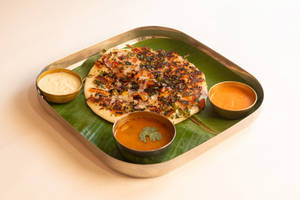 Onion Tomato Utthapam