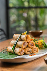 Kra-pao Chicken Spring Roll