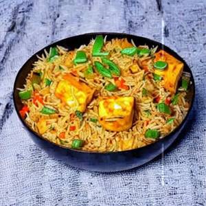 Paneer gobi fried rice