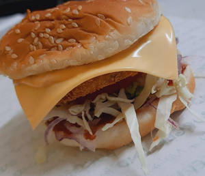 Veg Cheesy Burger