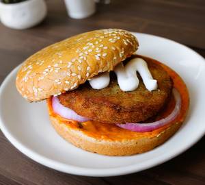 Crispy Aloo Tikki Burger