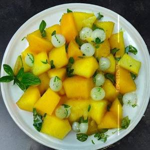 Muskmelon Salad                                  