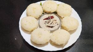 Mini idi with chutney