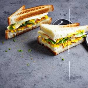 Boiled egg sandwich