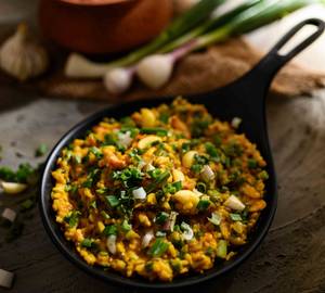 Hare Pyaaz Ki Lehsuni Khichdi