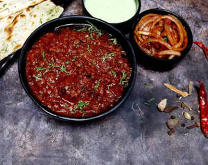 Matka Mutton Chaap Gravy