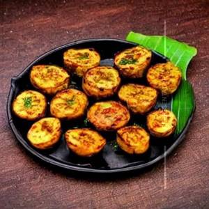Jalandhari Bharwan Aloo Tilwala