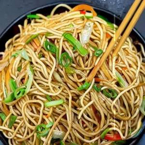 Chilli Garlic Noodles Egg