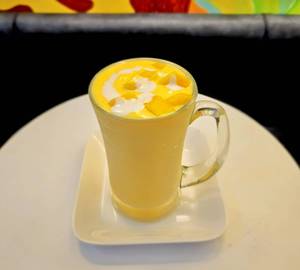 The North Special Alphonso Mango Shake