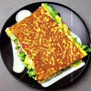 Bread Omlette Noodles Mayo Sandwich