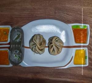 Veg Paneer Momos
