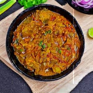 Cabbage Mattar Ki Bhaji