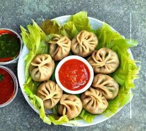 Veg Paneer Fried Momos