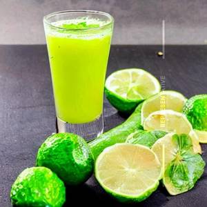 Cashew lime juices