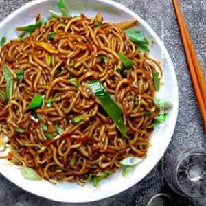 Spicy Mushroom Freid Noodles