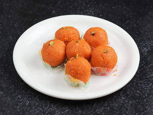 Kesar Ladoo