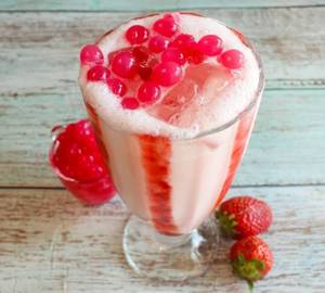 Strawberry Bubble Tea