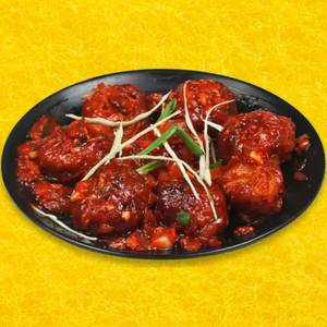 Chilli Chicken Momos (8pcs)