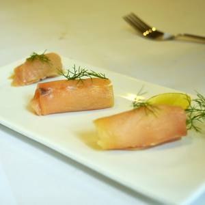 Smoked Salmon Rolls With Cream Cheese