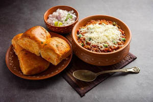Cheese Butter Pav Bhaji