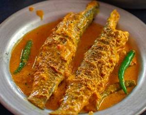 Shorshe Parshe & Pabda Macher Tel Jhal 2 In 1 Combo Thali