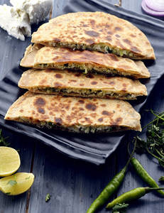 Tandoori Paneer Paratha