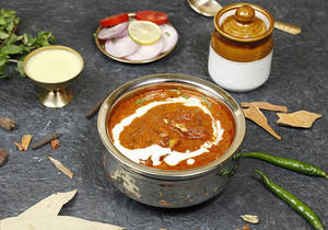Veg Burj Khalifa Gravy