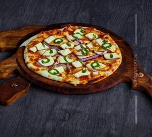 Fiery Paneer Pizza
