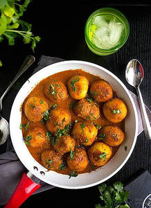 Dam Aloo Kashmiri