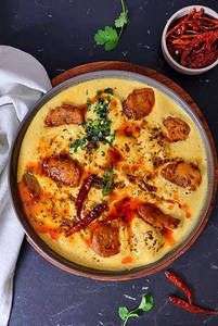 Punjabi Kadhi Pakoda