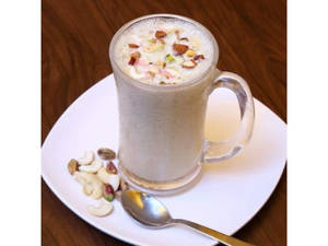 Dry Fruit Milkshake