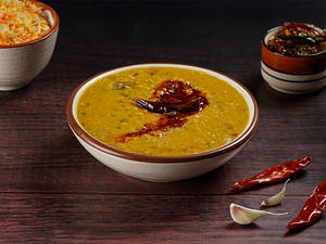 Ghar Wala Dal Tadka Curry