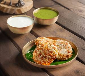 Sabudana Wada With Sweet Combo