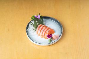 Sake  Sashimi [ salmon 5 pieces ]