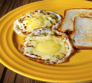 Egg Half Fry With Toasted Bread -2 Eggs