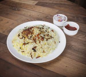 Chicken Biryani Family Pack 5 members (unlimited rice limited pieces)