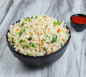 Veg Fried Rice (650 Ml) + Schezwan Sauce