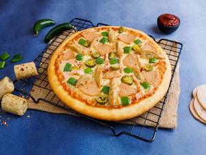 Fiery Chicken Pizza