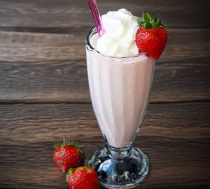 Strawberry Milkshake (Serves 1)