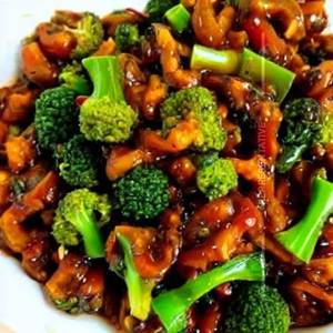Broccoli Mushroom Chilli Pepper