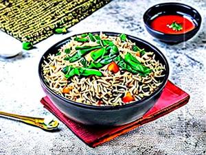 Veg Burnt Garlic Spinach Rice