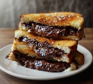 Chocolate Cheese Sandwich