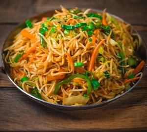Veg Hakka Noodles