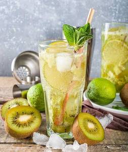 Lime kiwi soda